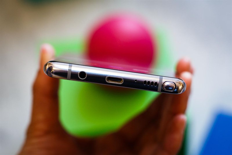 Trên tay Samsung Galaxy Note 8: cảm nhận của một siêu phẩm