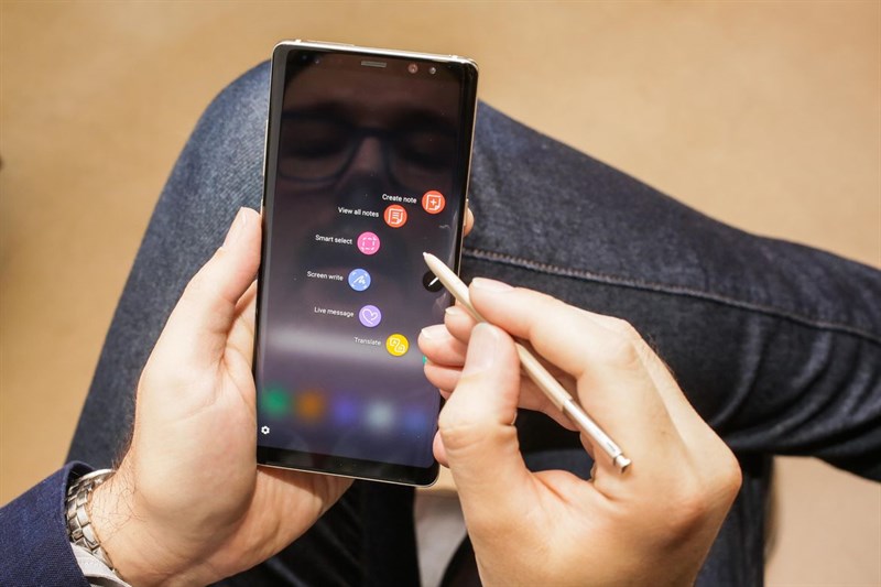 Note 8 ra mắt