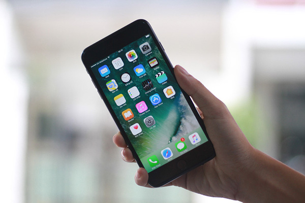 nguyên nhân dẫn đến phải thay kính iPhone 7 Plus