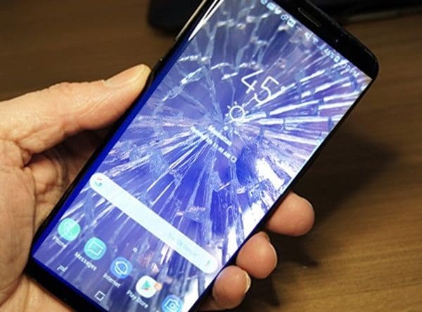 Samsung Galaxy S9 Plus vỡ màn hình